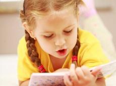 Что читать ребенку в три года?